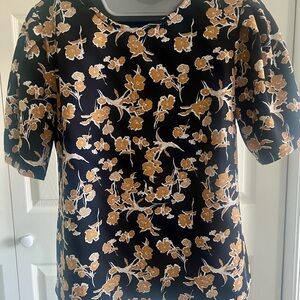 Melloday Womens Top Size M
Black Floral Short Sleeve Back
Zip Stretch